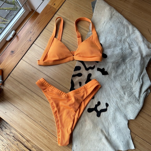 Orange Ribbed Bikini Set - Picture 6 of 13